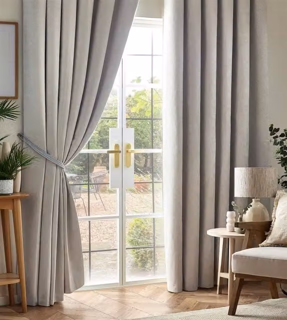 Luxury Living Silver Chenille Blackout Pencil Pleat Top Curtains, Width: 117 cm, Drop: 106 cm