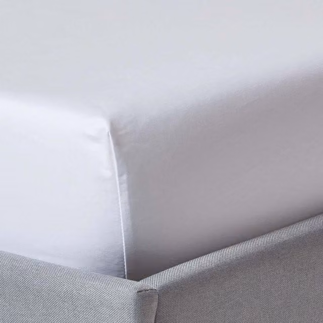 Homescapes 1000 Thread Count Egyptian Combed Cotton Extra Deep Fitted Sheet, White, W: 140 cm, D: 200 cm