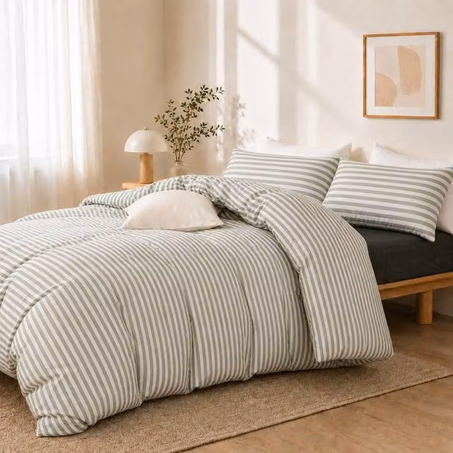 Pamposh Grey Pin Stripe Reversible Microfibre Duvet Cover and Pillowcase Set, Single, W: 90 cm, L: 200 cm – 1