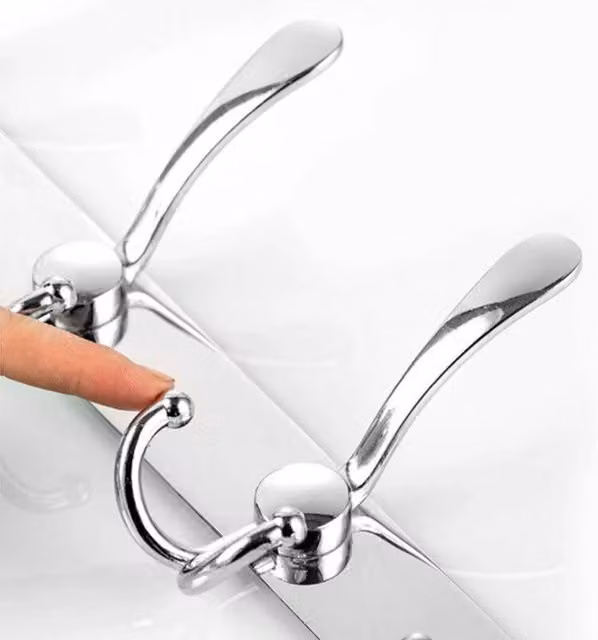 NESTLUNE Silver Metal Wall Mounted 6 Hook Rack for Coats, Keys and Towels