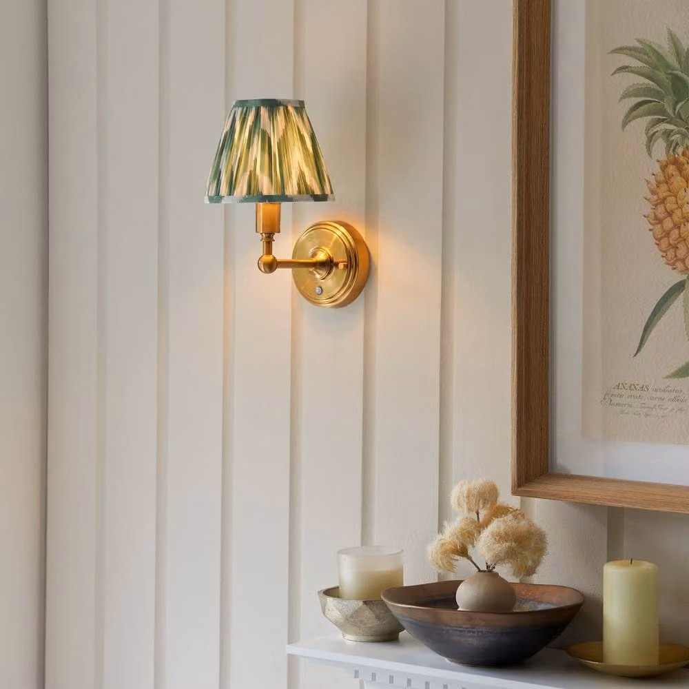 Netlighting Burley Rechargeable LED Wall Light with Green Fabric Zigzag Shade and Brass Finish, Diameter: 16 cm – 2