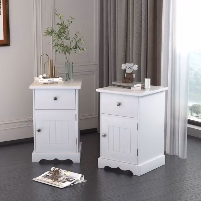 HMD Furniture Classic White Bedside Table with 1 Drawer and 1 Door