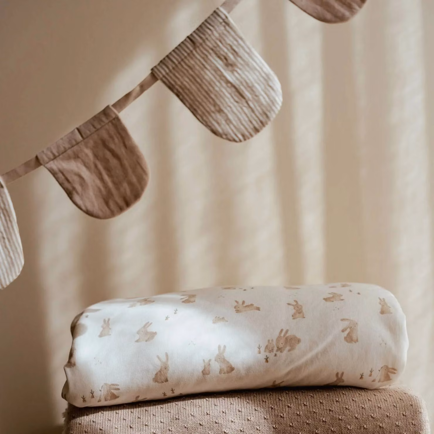 Little Dutch Garland Pennant in Soft Beige – 2