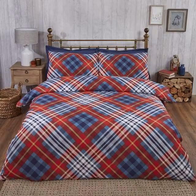 Rapport Home Red Multicolour Checked Cotton Flannelette Duvet Cover and Pillowcase Set, W/D/H: 240 x 220 cm, Pillowcase: 50 x 75 cm
