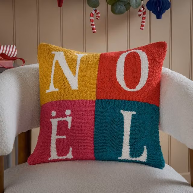Riva Home Multicolour Graphic Square Polyester Cushion W/D/H: 45 x 45 x 45 cm