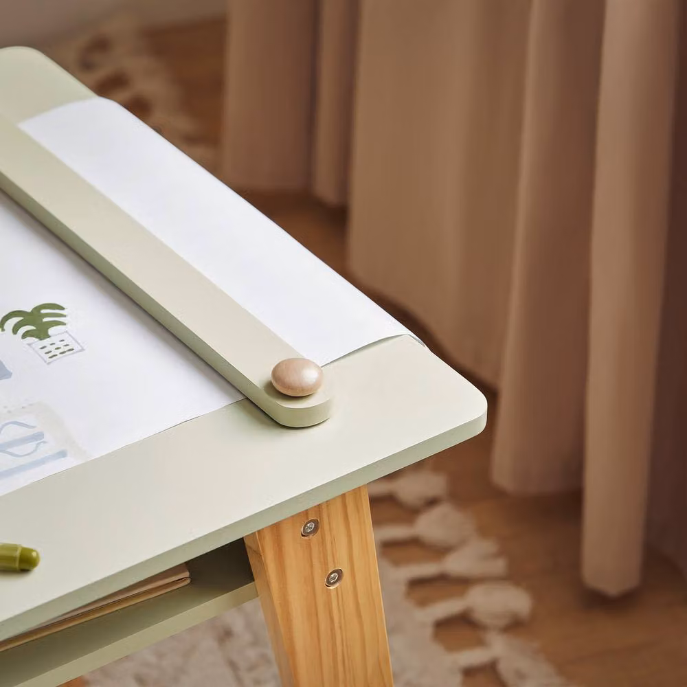 SoBuy Kids Activity Desk with Stools and Paper Roll Holder in Green and White – 3