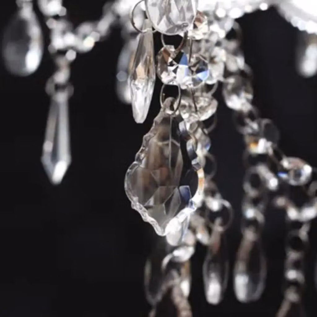 Berkfield Home White Crystal Chandelier with Glass and Metal Details – 4