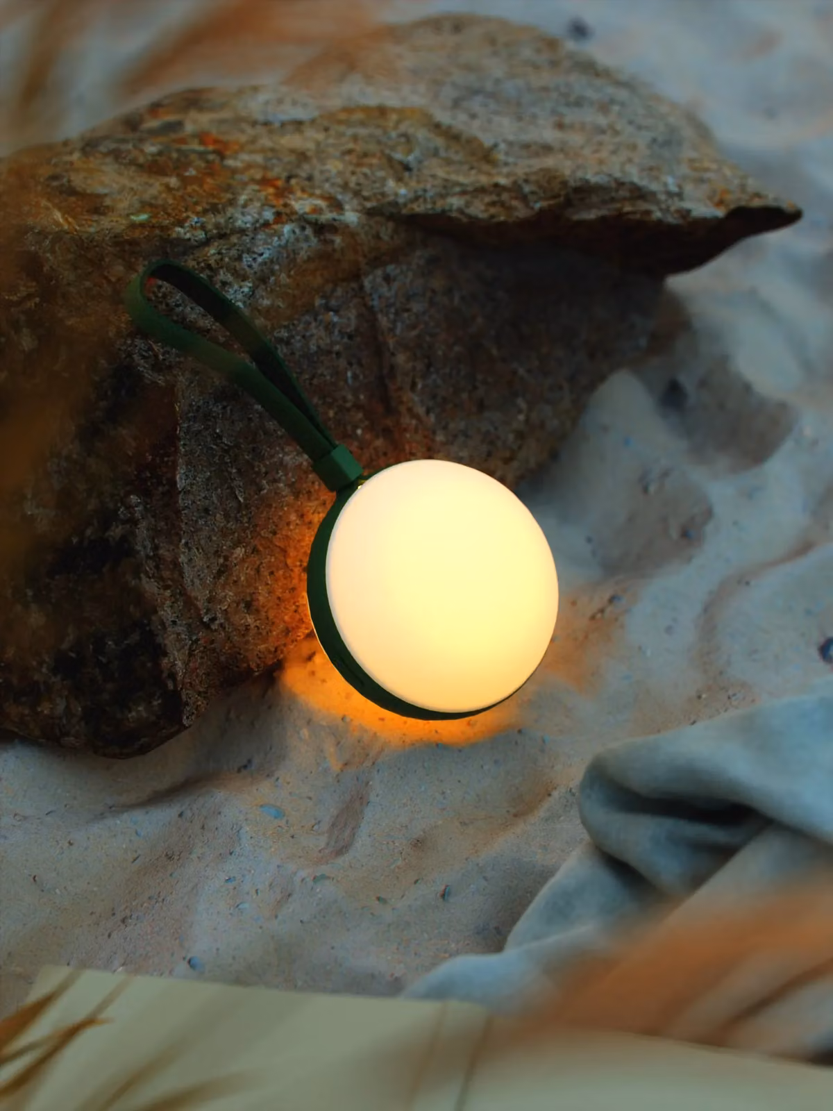 Nordlux Bring Portable LED Outdoor Light, White and Green, IP54 Dimmable Garden Lamp – 3