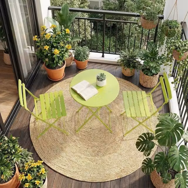 London Boutique 3-Piece Metal Bistro Set with Round Table and 2 Chairs in Matt Light Green