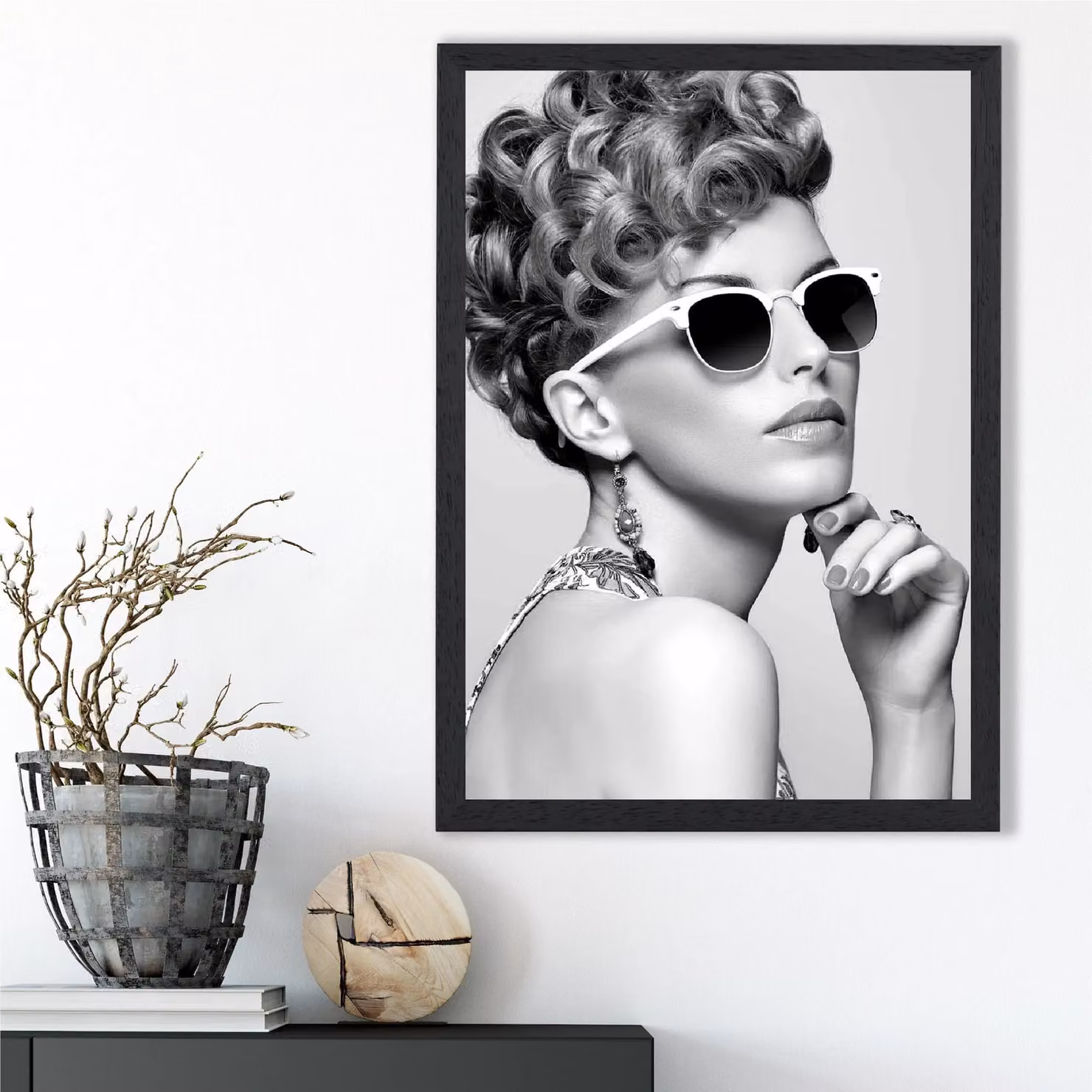ARTZE Girl with Sunglasses Black and White Fashion Framed Photo Print – 2