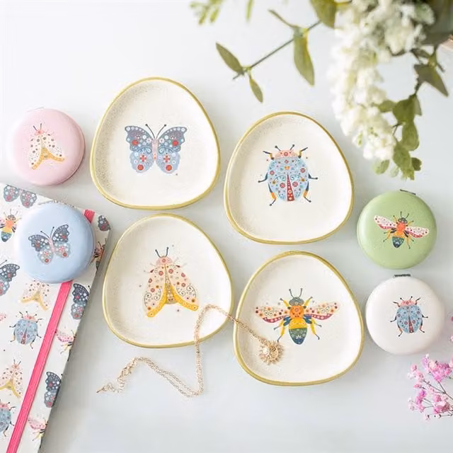 KDMK Set of 4 Floral Bug Ceramic Trinket Trays in White and Gold
