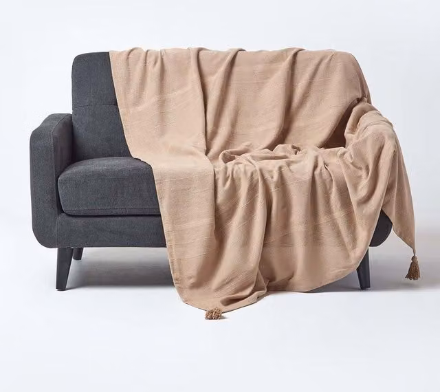 Homescapes Cotton Rajput Ribbed Throw in Beige, W: 255 cm, D: 360 cm – 1