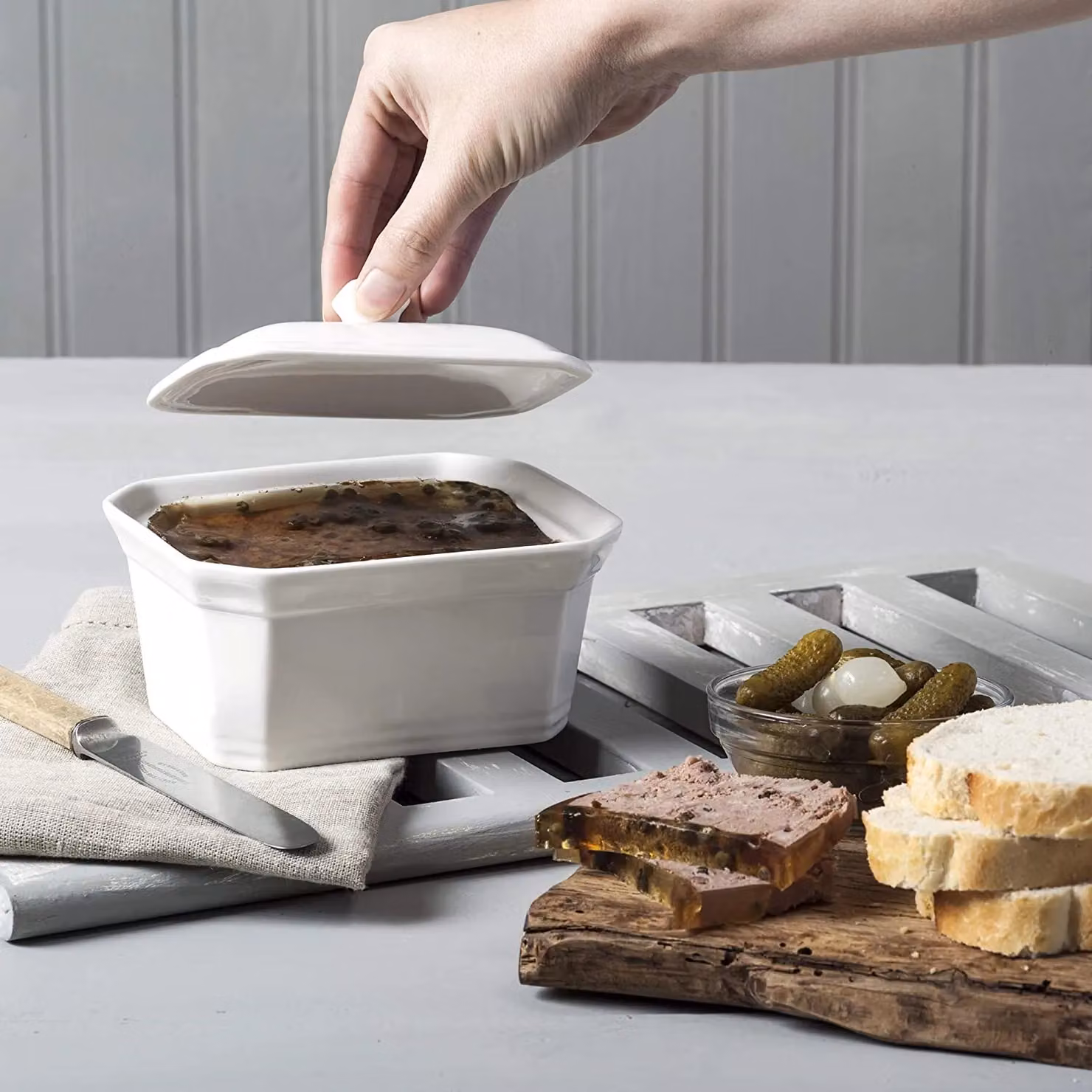 WM Bartleet & Sons Porcelain Terrine Butter Dish with Lid, White, W/D/H: 15 x 12 x 9.5 cm – 3