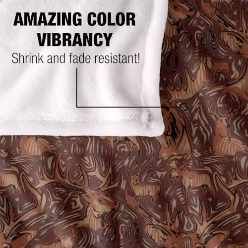 JQ Licensing Big Game Deer and Moose Hunting Pattern Super Soft Fleece Throw Blanket, Multicolour, W/D/H: 91 x 147 cm – 3