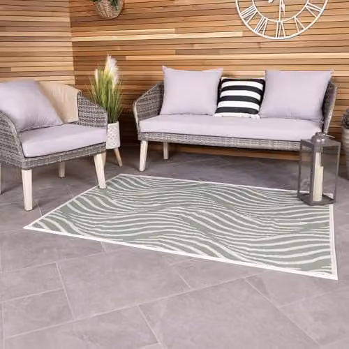 Charles Bentley Green Wave Woven Indoor/Outdoor Rug, W/D/H: 120 x 170 cm