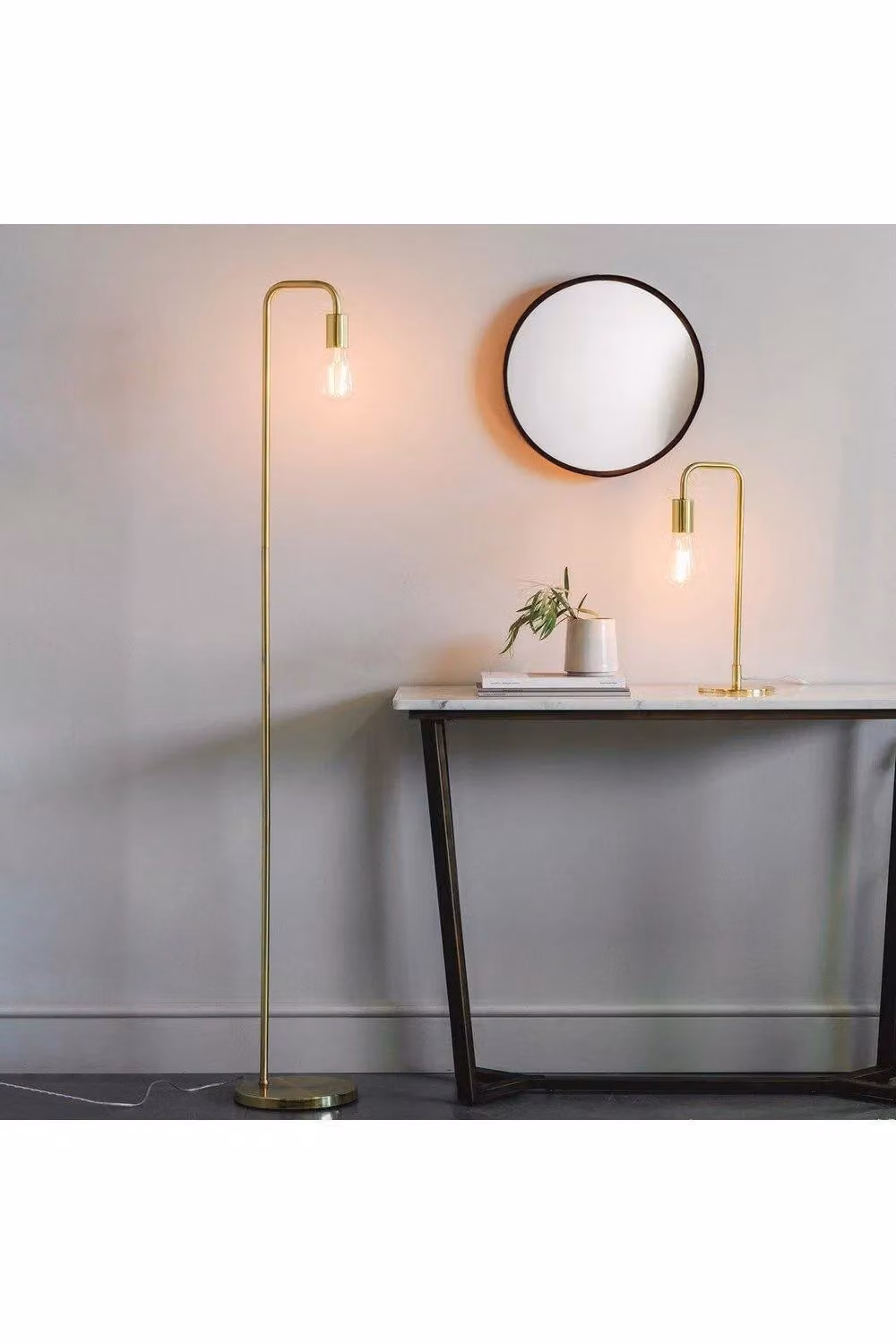 Netlighting Rubens Table Lamp in Satin Brushed Gold with Glass Shade and E27 Socket – 2