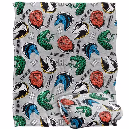 Warner Brothers Harry Potter House Varsity Badges Fleece Blanket, White, W/D/H: 152 x 127 cm