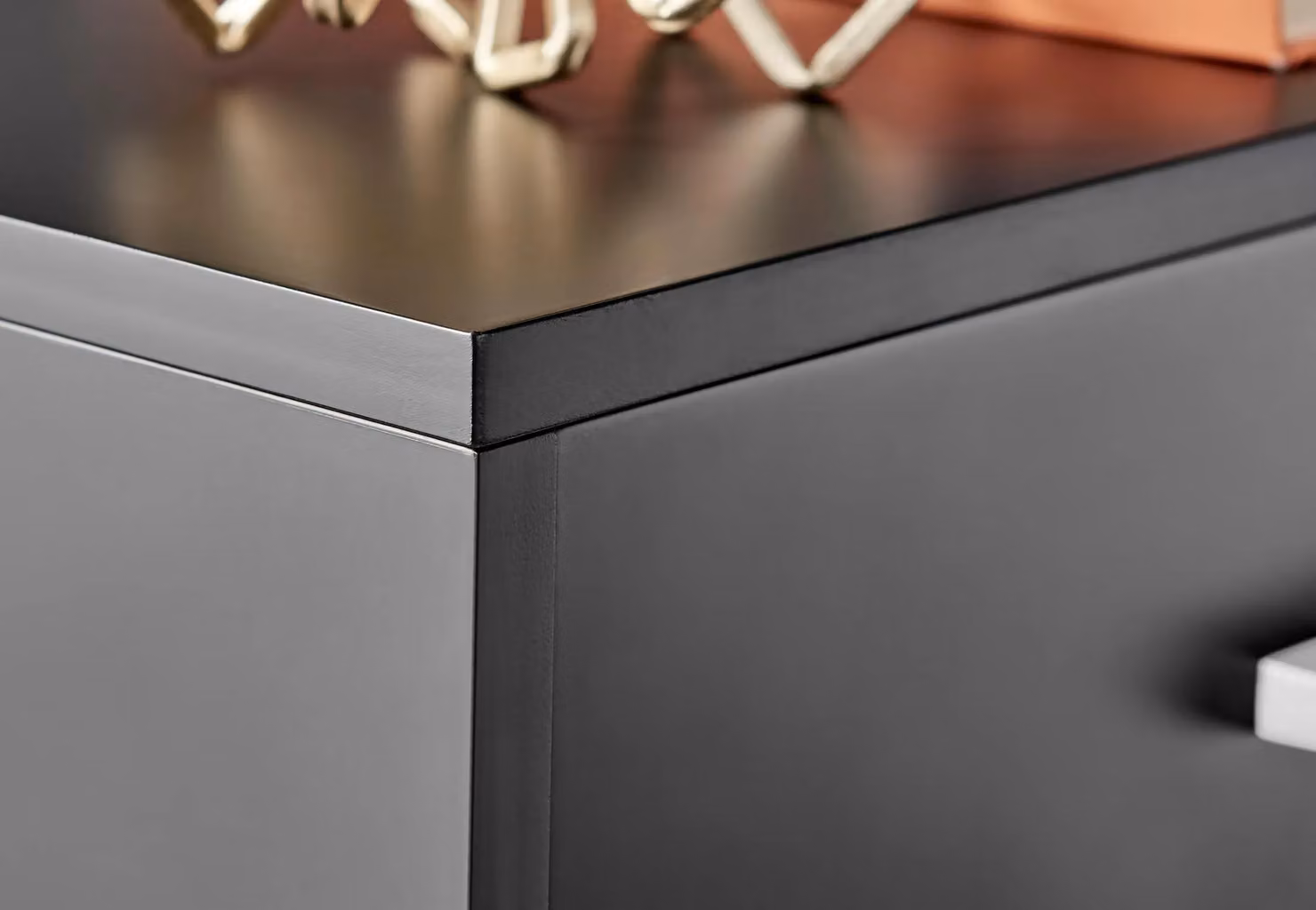 FurnitureboxUK Taylor Modern Lacquered Wooden Bedside Table with Drawer and Shelf in Black – 2