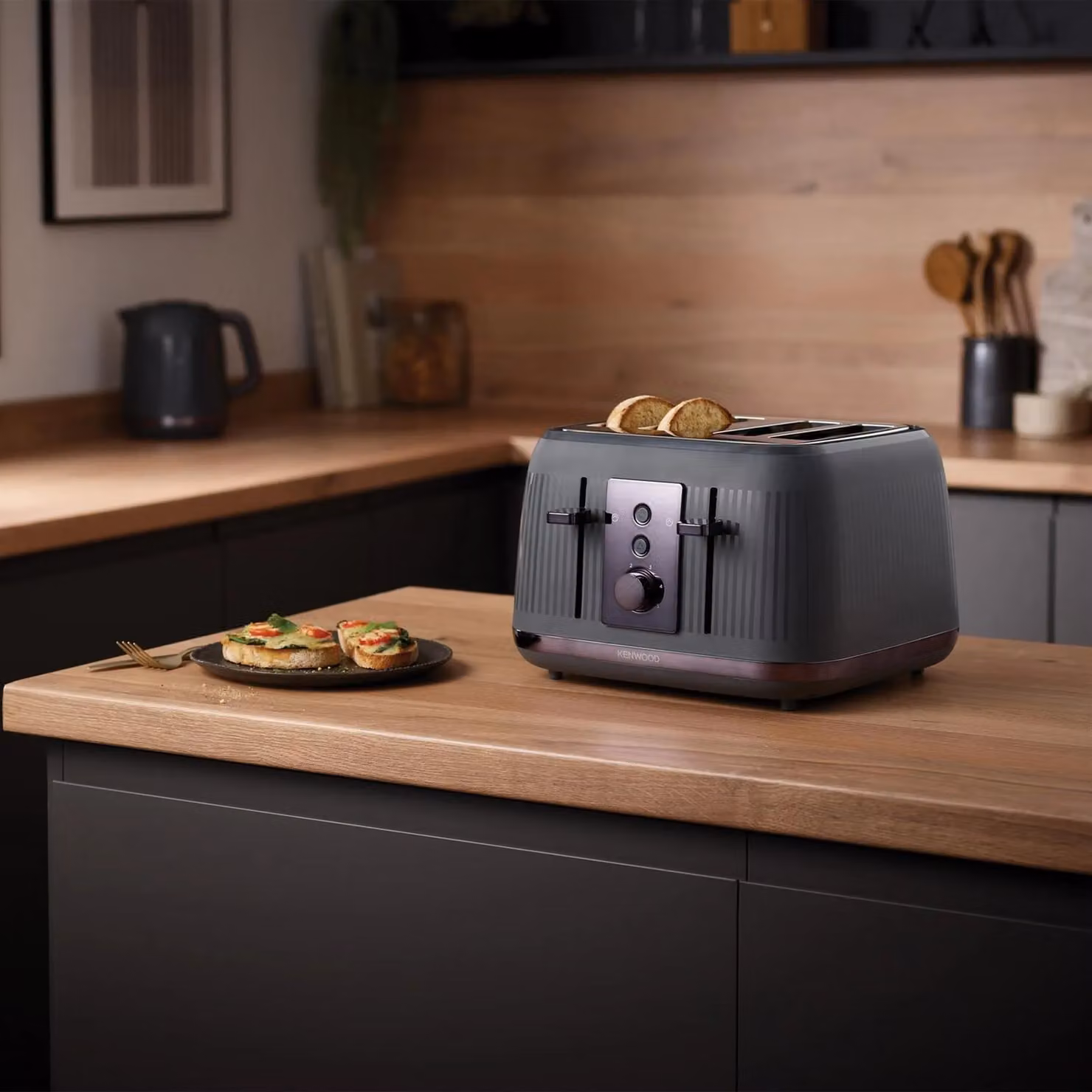 Kenwood 4 Slice Toaster in Grey – 3