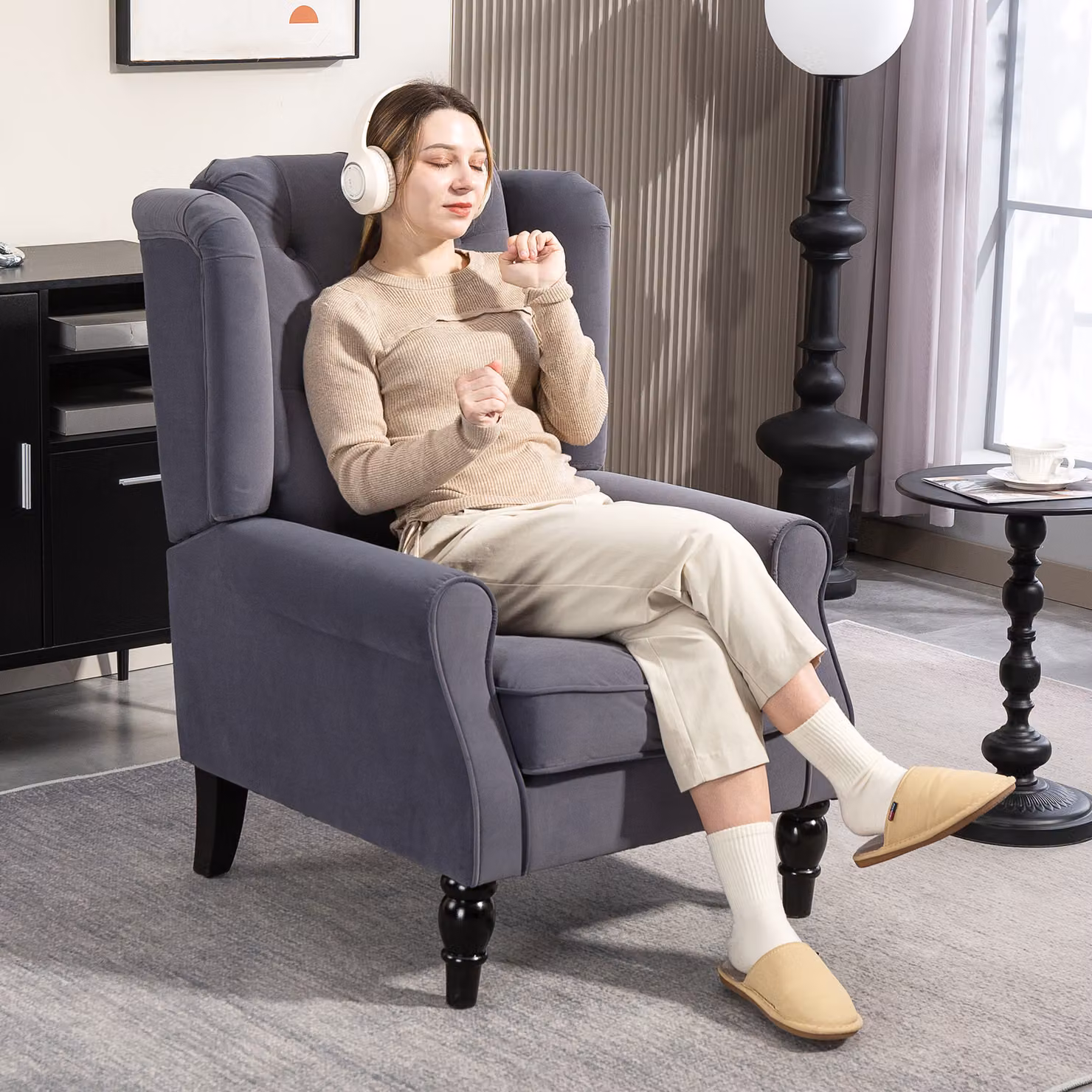 HOMCOM Retro Wingback Accent Chair in Grey Velvet with Solid Wood Frame – 2