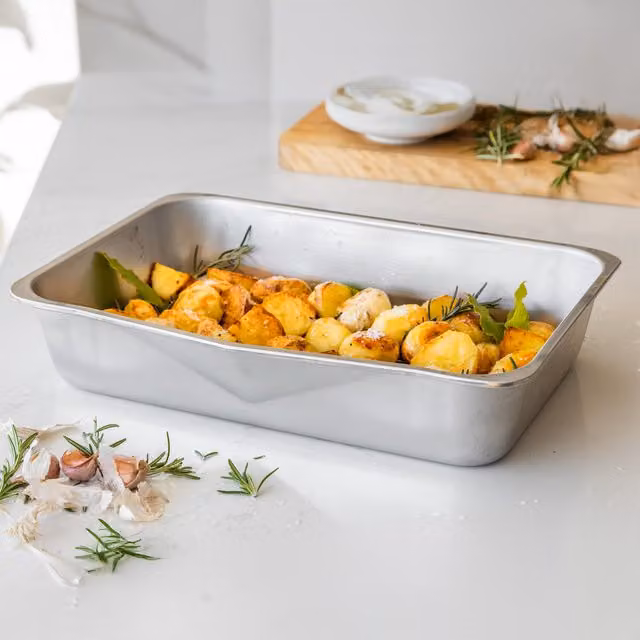 MasterClass Silver Recycled Aluminium Rectangular Roasting Dish, W: 40 cm, D: 29 cm