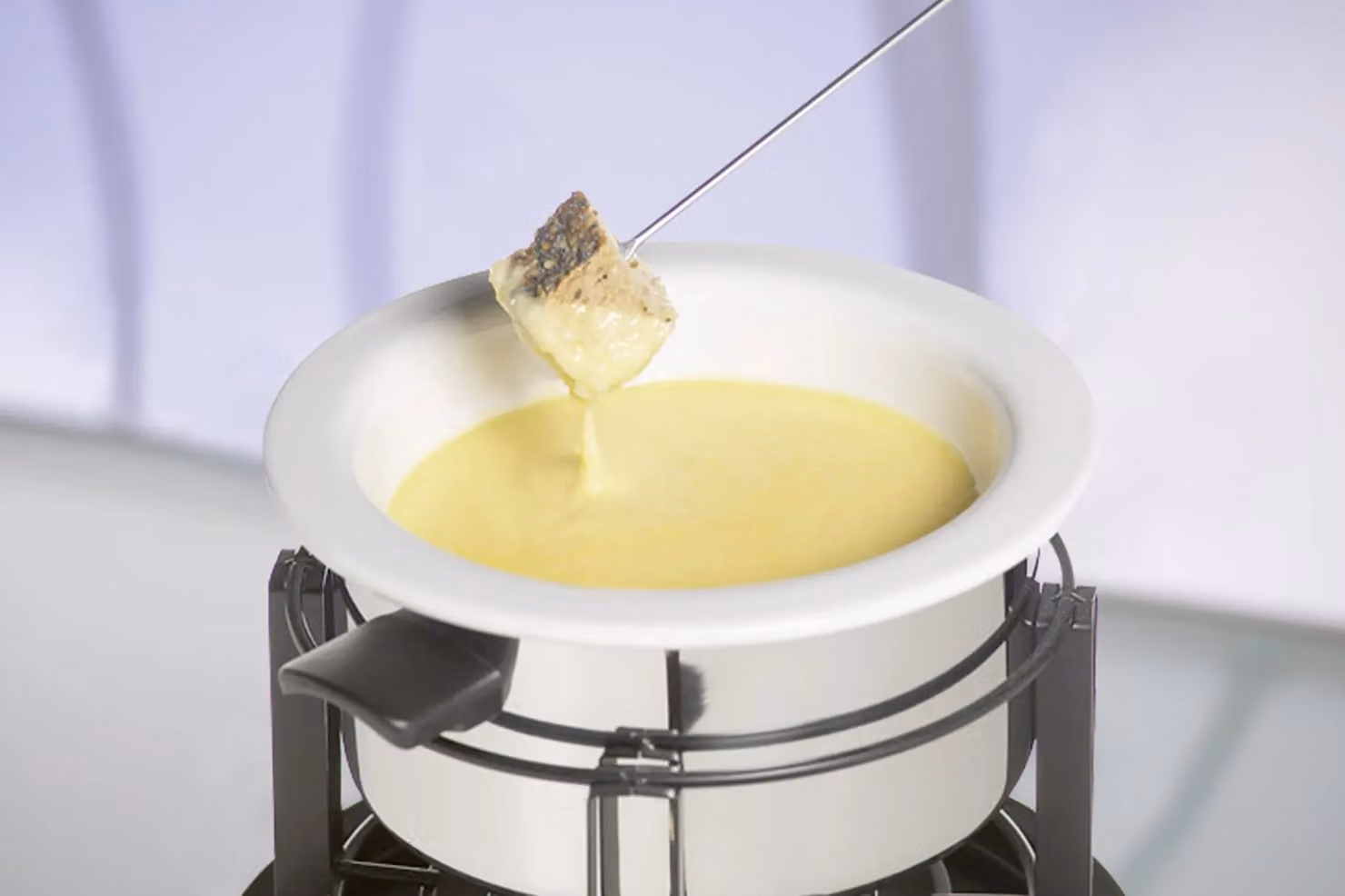 KitchenCraft Deluxe Fondue Set in Silver – 3