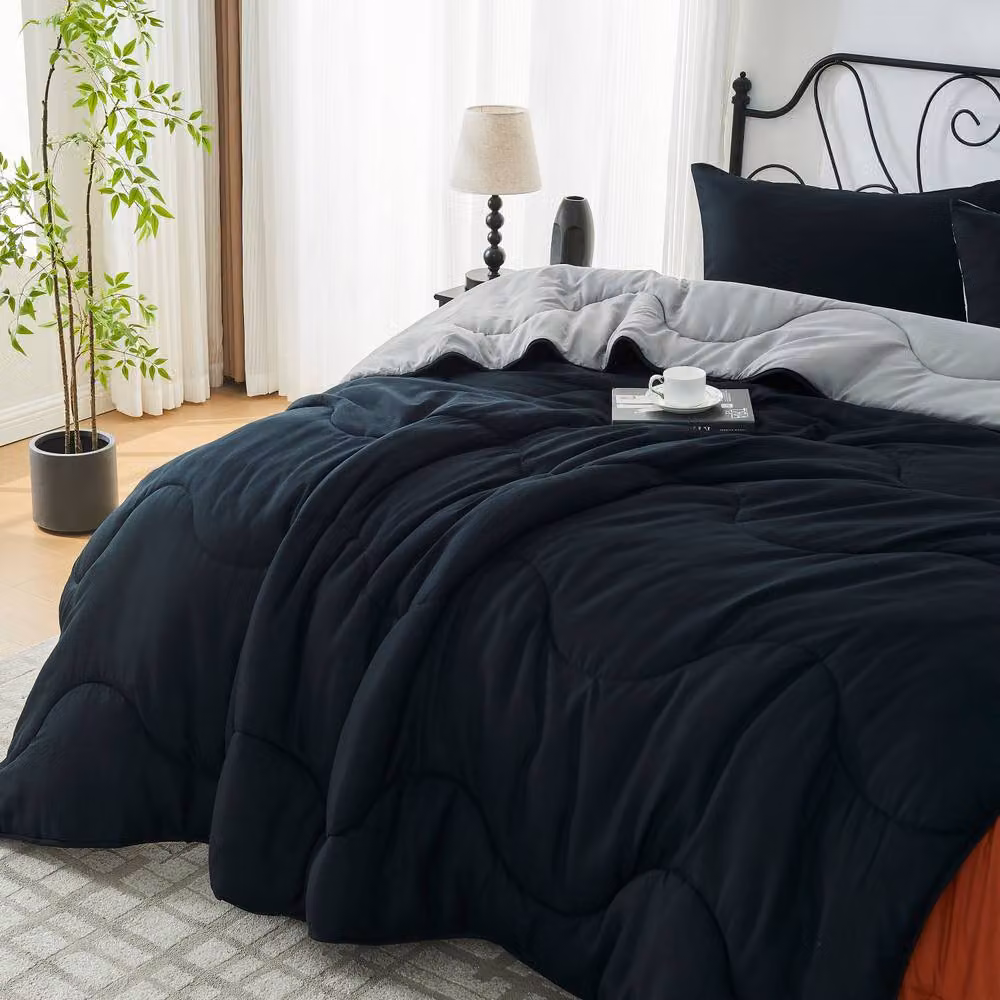 Gaveno Cavailia King Size Coverless Microfibre Duvet with Pillowcases, 10.5 Tog, Reversible All-Season Bedding, Black/Grey, W: 230 cm x L: 220 cm – 3