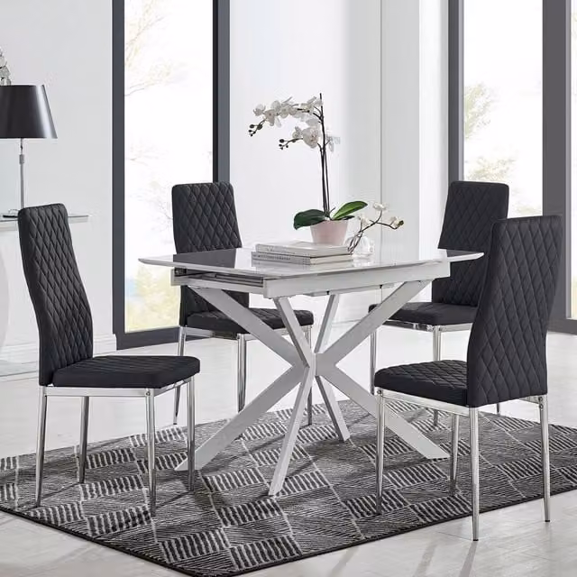 FurnitureboxUK LIRA 100 Extending Kitchen Dining Table and 4 Milan Chairs in Black and White