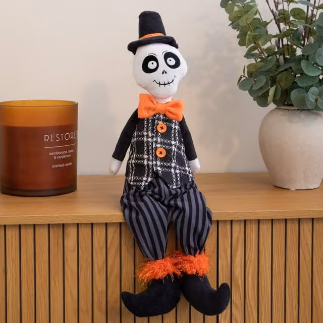 Samuel Alexander Mr Bones Seated Halloween Tabletop Decoration with Dangly Legs, White and Multicolour, Height: 60 cm – 1