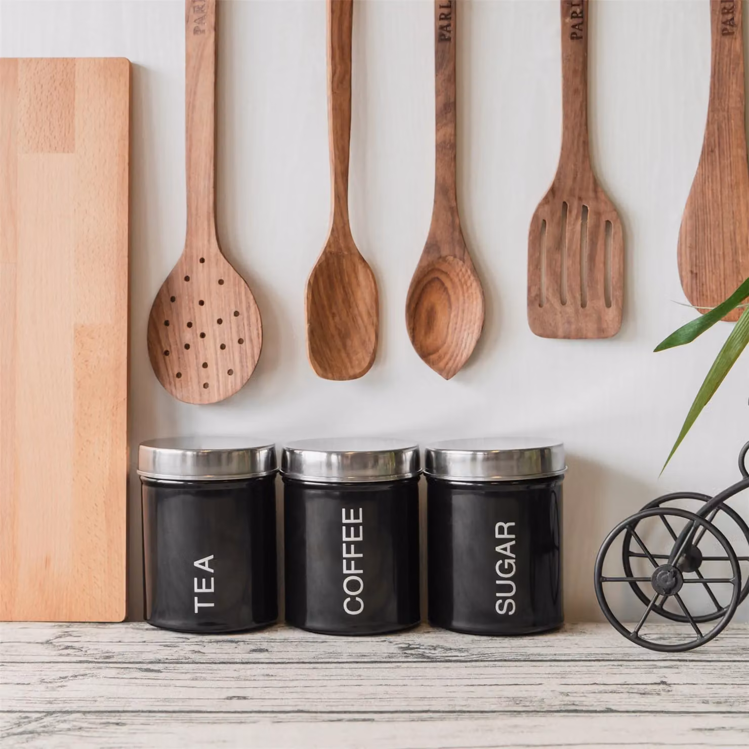 Harbour Housewares Metal Tea Coffee Sugar Canister Set in Black - 3pc Airtight Round Food Storage Containers – 8