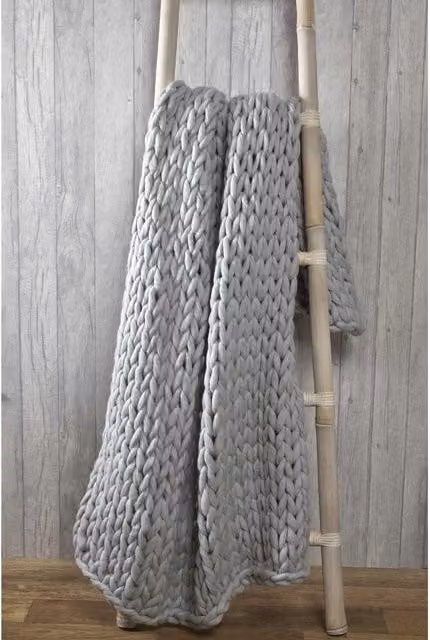 Rapport Grey Cable Knitted Throw