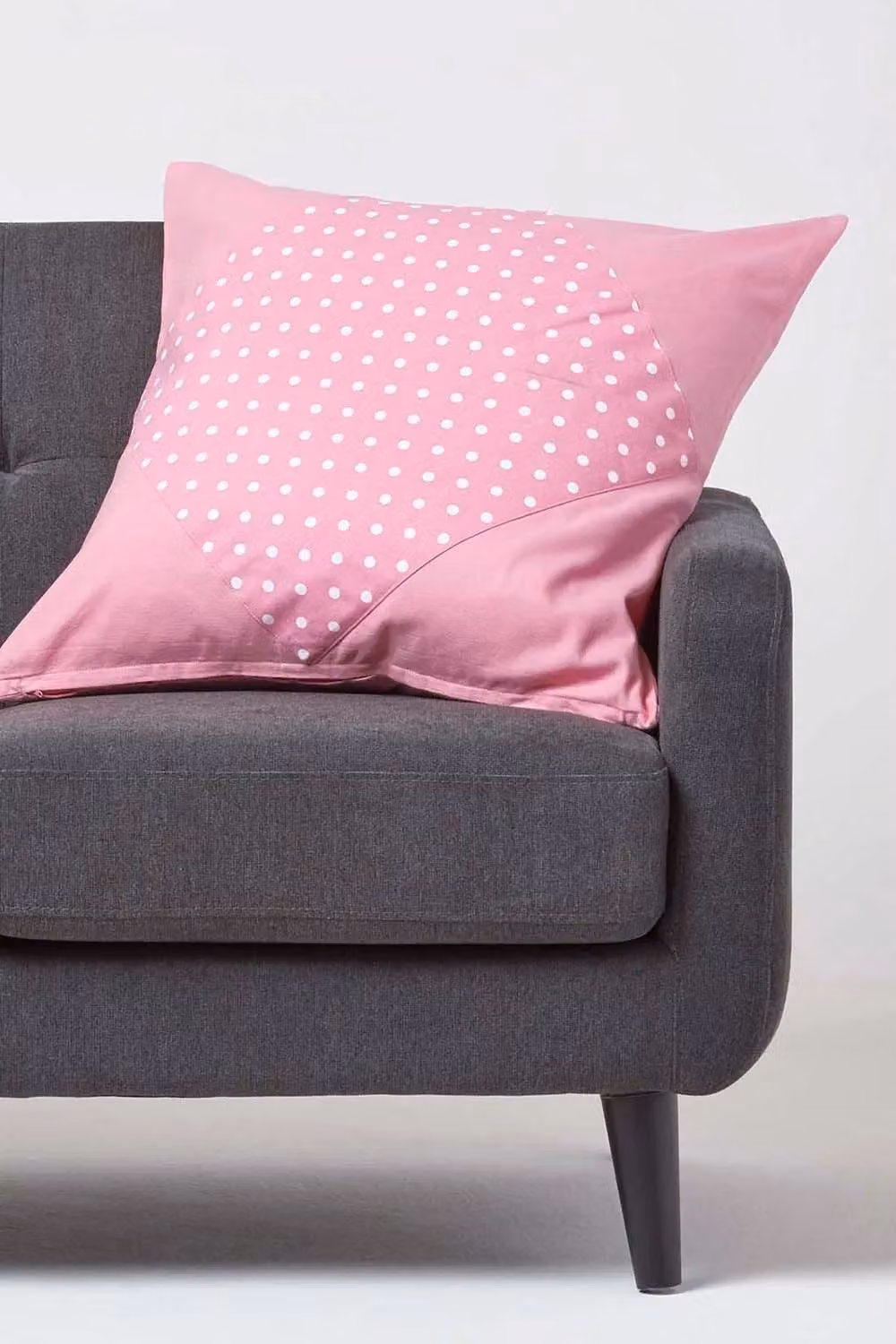 Homescapes Pink and White Diamond Polka Dot Cotton Cushion Cover, W/D/H: 45 x 45 x 45 cm – 2