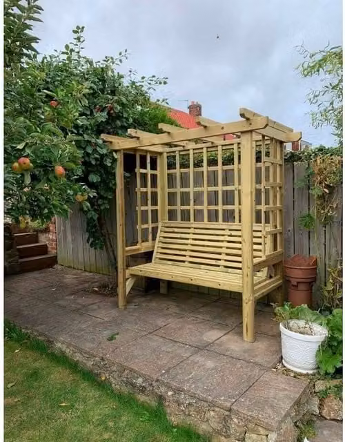 Churnet Valley Garden Furniture Ltd Beatrice Arbour 3-Seater Garden Bench with Trellis in Brown, W/D/H: 210 x 90 x 170 cm – 1