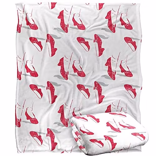 LOGOVISION White and Red Fluffy Fleece Throw Blanket W/D/H: 152 x 127 cm