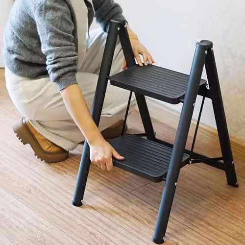 Gr8 Home Black 2 Step Foldable Steel Ladder with Non-Slip Rubber Feet – 2