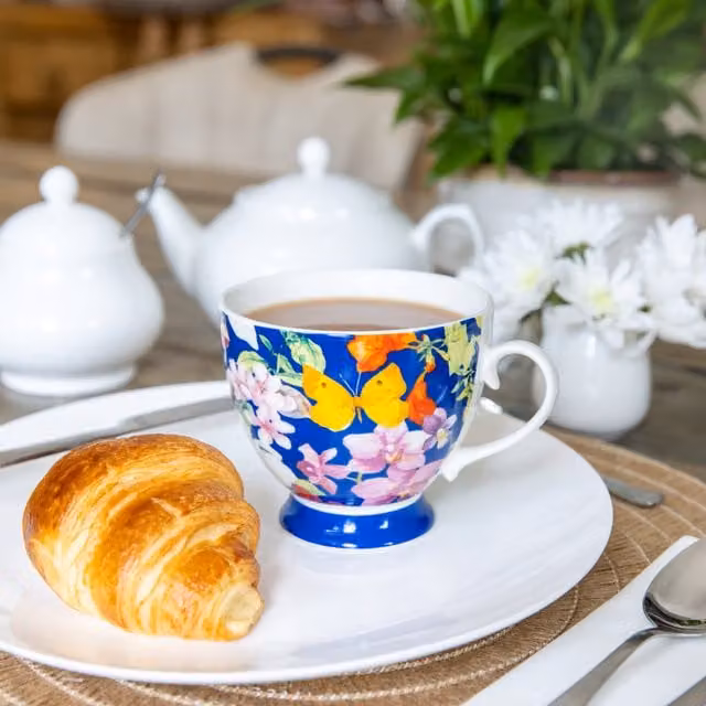 KitchenCraft Set of 4 Blue Floral Butterfly Ceramic Mugs
