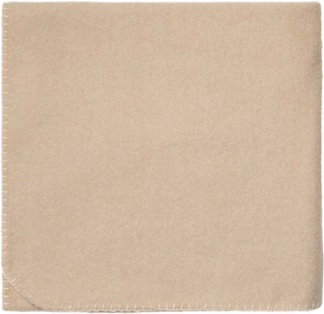 Vinga Bilton Fleece Blanket in Beige
