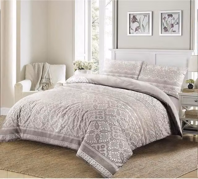 Kampala Hill Silver and White Graphic Duvet Cover and Pillowcase Set, W/D/H: 180 x 200 cm and 50 x 75 cm