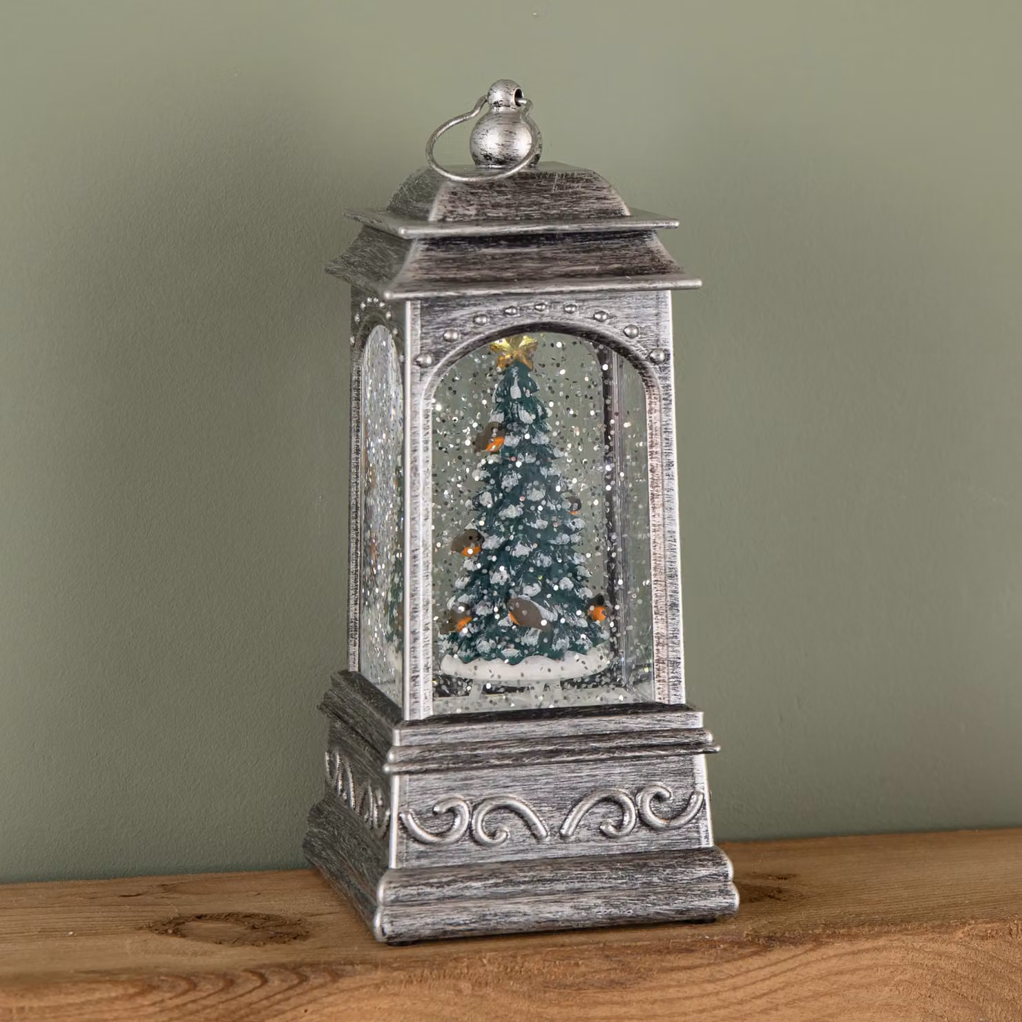Samuel Alexander Silver Water Spinner with Robins on Christmas Tree and White LEDs, Height: 21 cm – 2