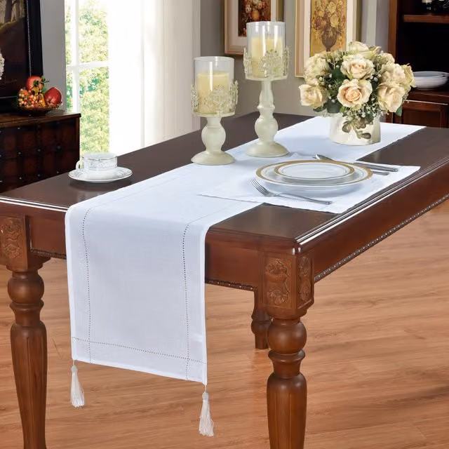 Kitchenwise White Linen Look Slubbed Rectangular Tablecloth