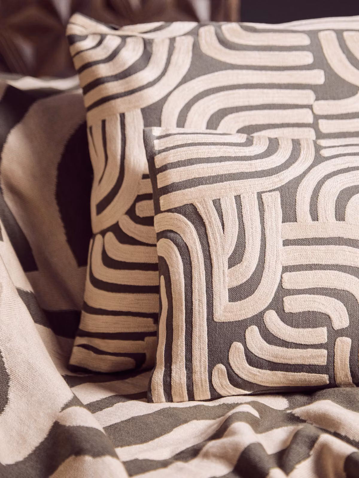 Orsina Bosie Ozella Graphic Cotton Cushion in Terracotta, Beige and Multicolour – 4