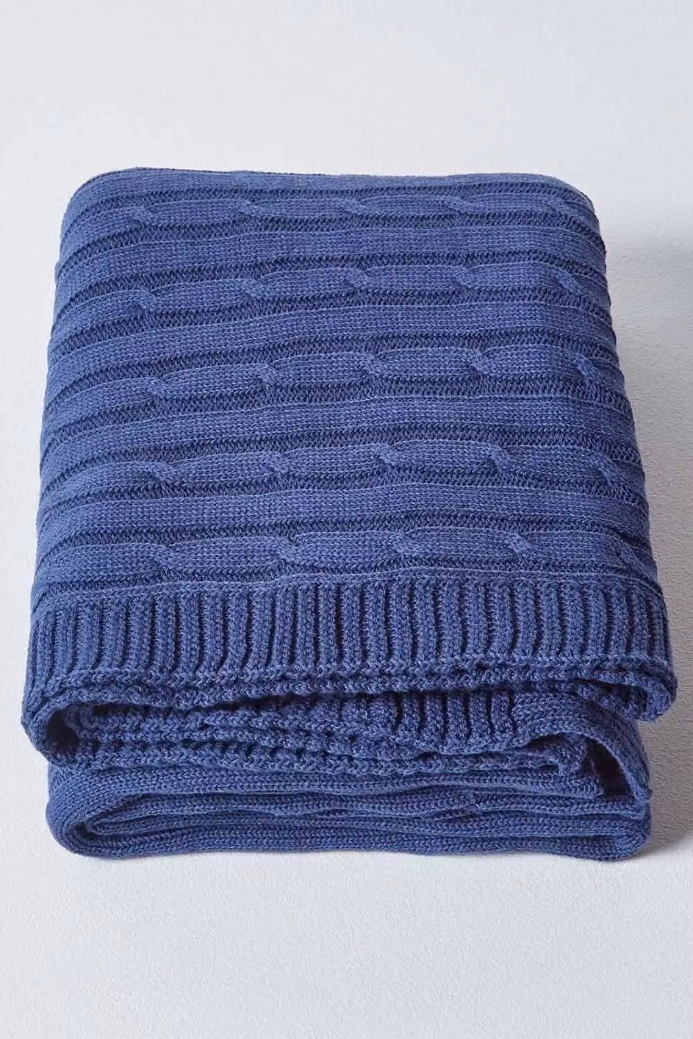 Homescapes Cotton Cable Knit Throw in Blue, W: 150 cm, D: 200 cm – 2