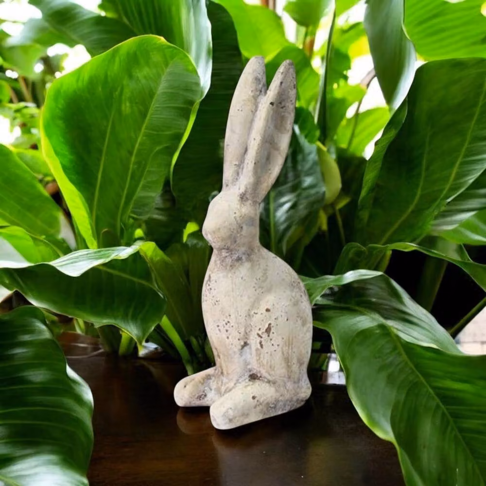 Minster Rabbit Ornament in Beige Concrete, W9 x D11 x H26 cm – 5