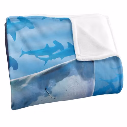 JQ Licensing Royce Mcclure Great White Shark Super Soft Fleece Throw Blanket, Blue, W/D/H: 91 x 147 cm – 2