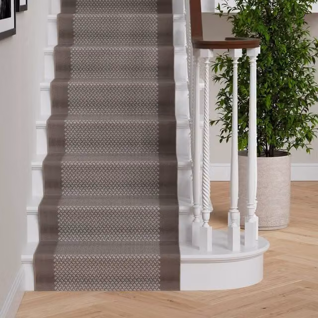 Kukoon Grey Geometric Hallway Runner Rug, W: 70 cm, L: 274 cm