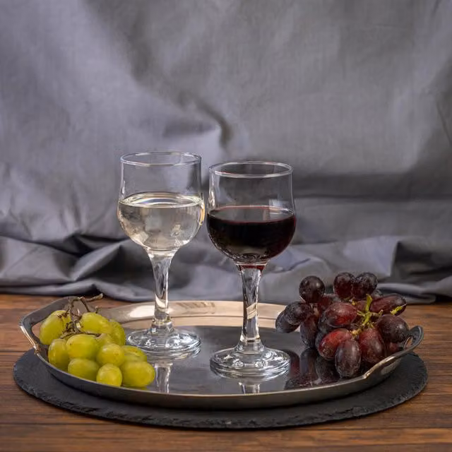 LAV Pack of 6 Transparent Glass Wine Glasses, 200ml