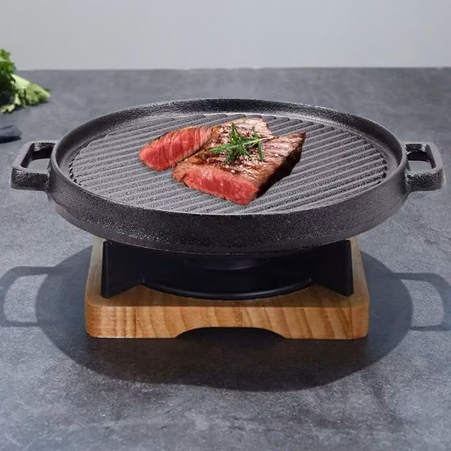 Livingandhome Uncoated Black Cast Iron Griddle Pan