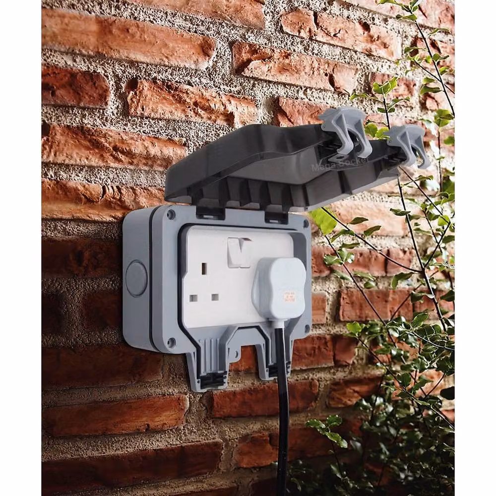 SPETLEK Waterproof Outdoor 13A 2-Gang Storm Switched Double Socket in Grey, W/H: 10000 x 520 mm – 4