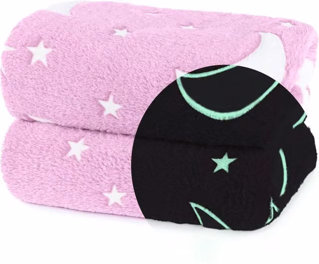 Wicked Gizmos MoonGlow Glow in the Dark Fluffy Fleece Blanket, White and Pink, W/D/H: 152 x 127 x 1 cm