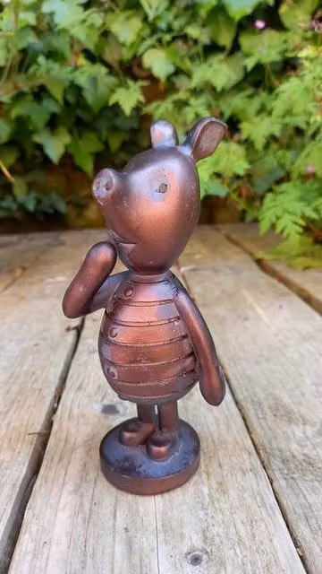 Inspirational Gifting Piglet Garden Sculpture Ornament in Bronze